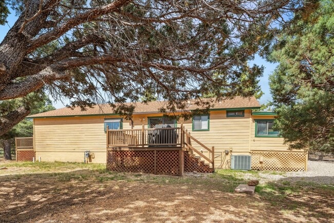 Building Photo - 186 Eagle Ridge Rd