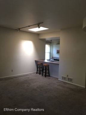 Building Photo - 1980 Arsenal St