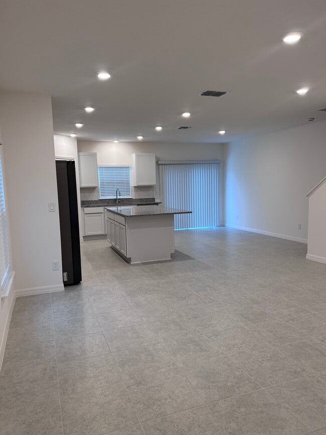 Building Photo - 3196 Penny Cove Ln