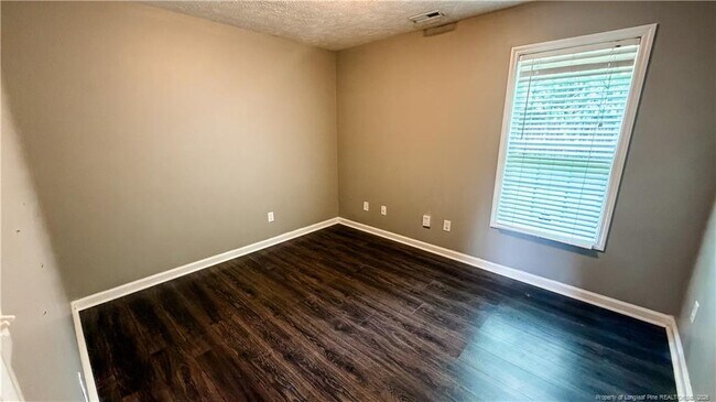 Building Photo - 770 Conestoga Dr
