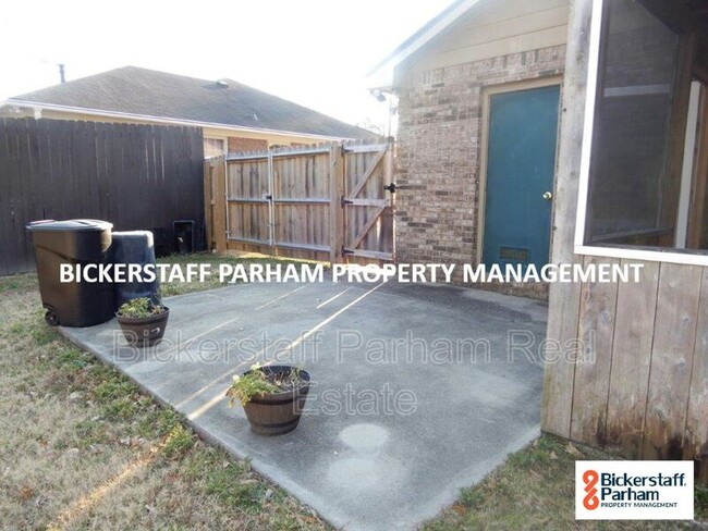 Building Photo - 5342 Brookview Dr
