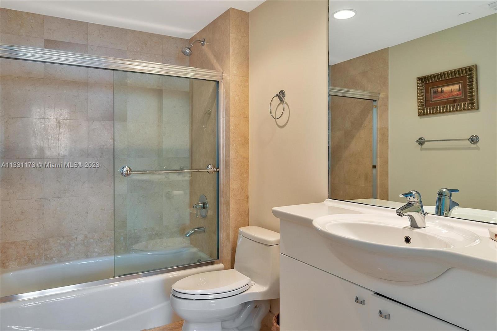 Building Photo - 1850 S Ocean Dr