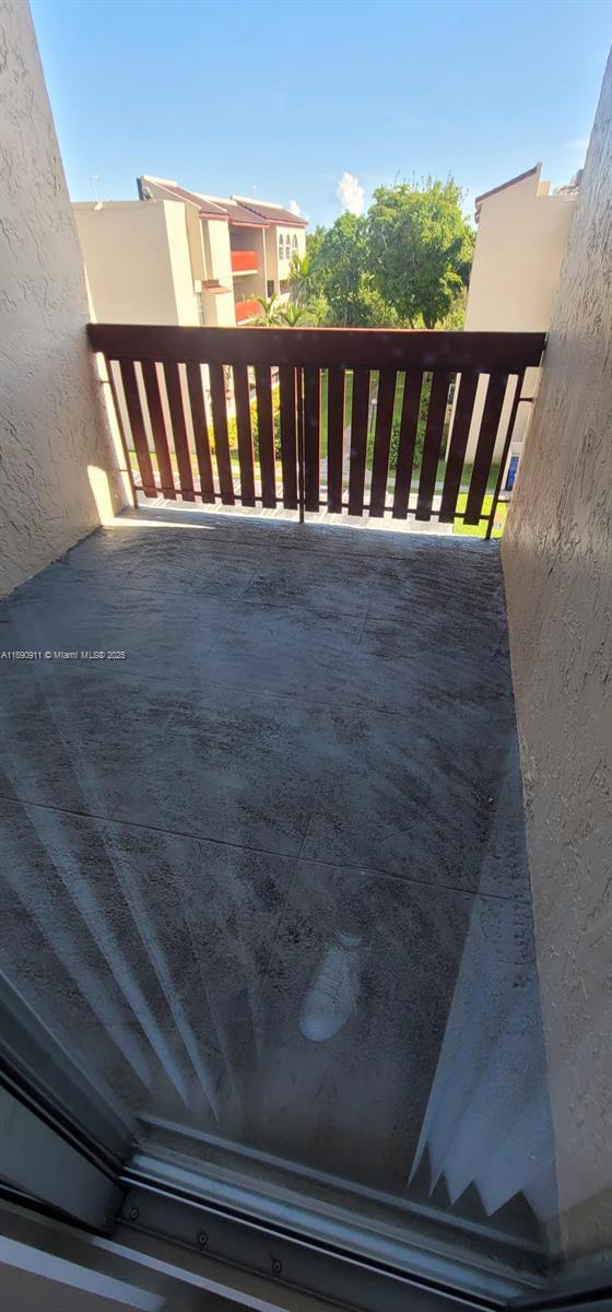 Building Photo - 10641 SW 108th Ave