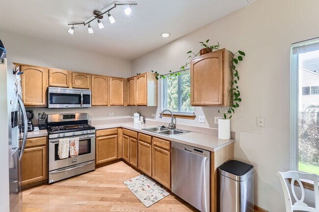 Building Photo - 34257 Trillium Way