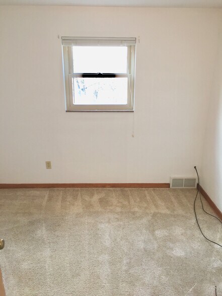 Building Photo - 210 Mount Lebanon Blvd