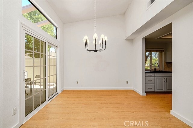 Building Photo - 15951 Alta Vista Dr