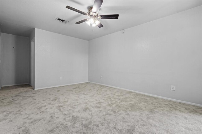 Building Photo - 3627 Menchaca Rd