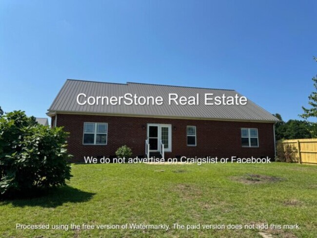 Building Photo - 655 Plantation Dr