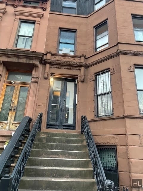 Building Photo - 132 Decatur St