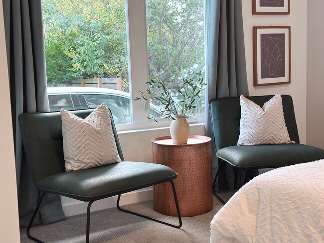 Building Photo - 1525 NW 60th St