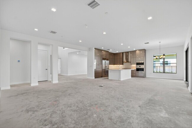 Building Photo - 10026 Skyloft St