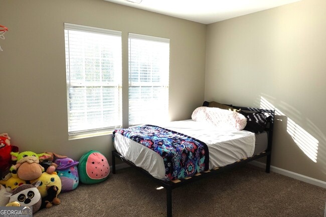 Building Photo - 1333 Holliday Dr