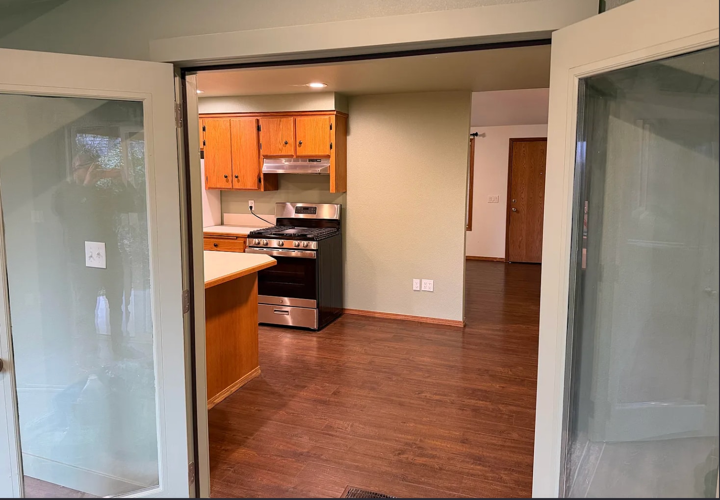 Building Photo - 3650 NE Canterbury Cir