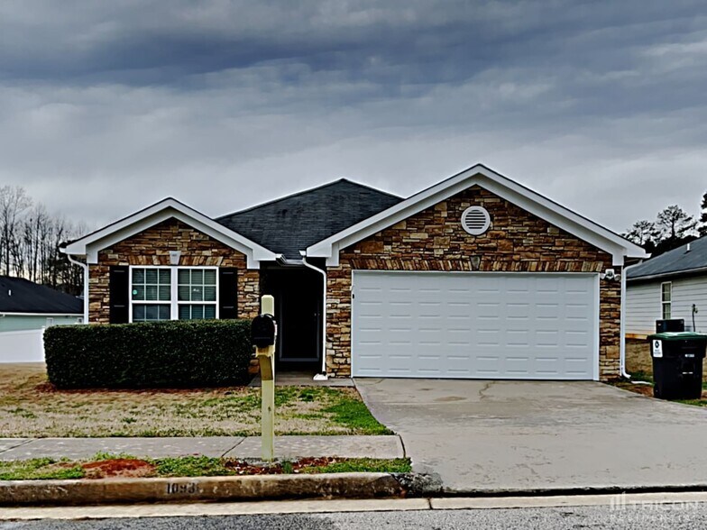 Building Photo - 10931 Cimmaron Ct