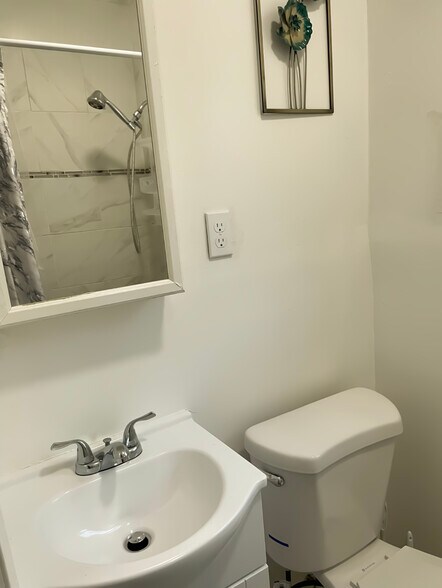 Building Photo - 24111 143rd Ave