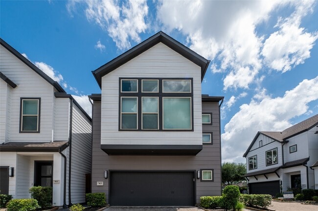 Building Photo - 963 Lilly Flower Ln