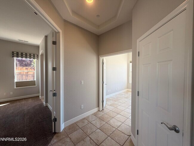 Building Photo - 4450 Desert Vista Ct