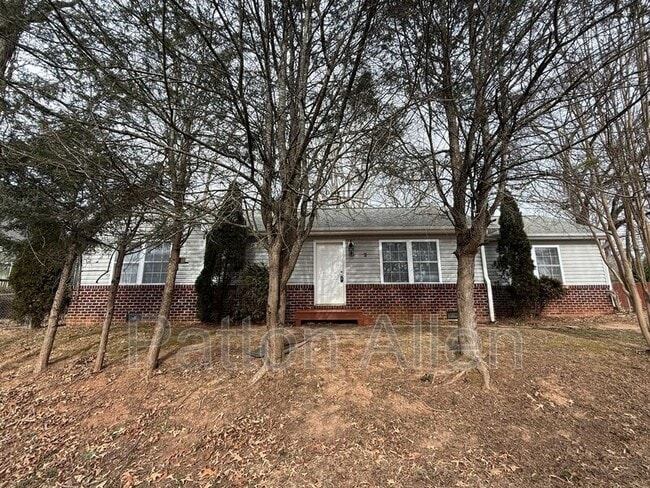 Building Photo - 2 Jenny St