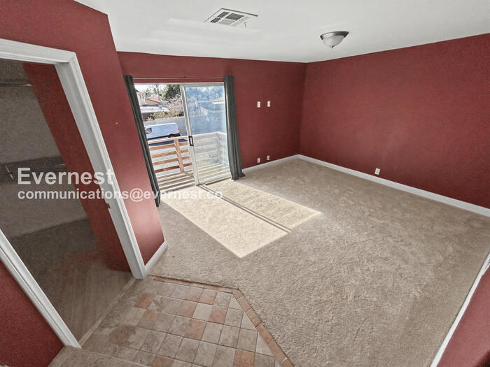 Building Photo - 6232 Carl Ave