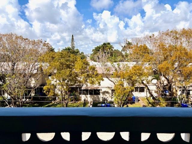 Building Photo - 1425 Arthur St