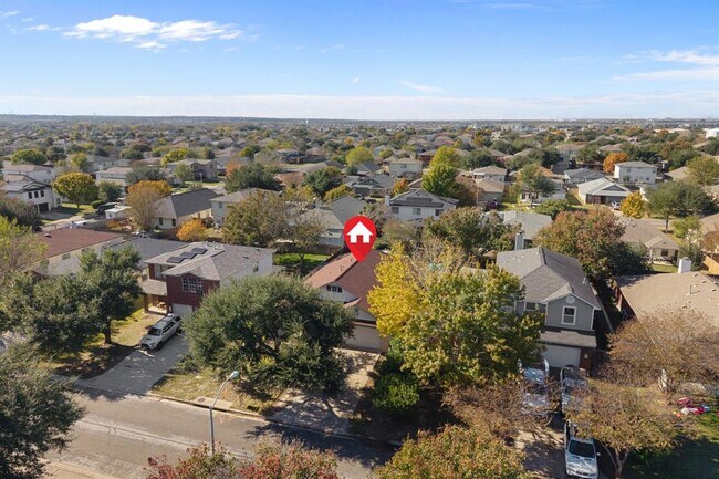 Building Photo - 108 David Dr