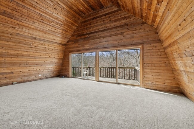 Building Photo - 5 Bellwood Dr