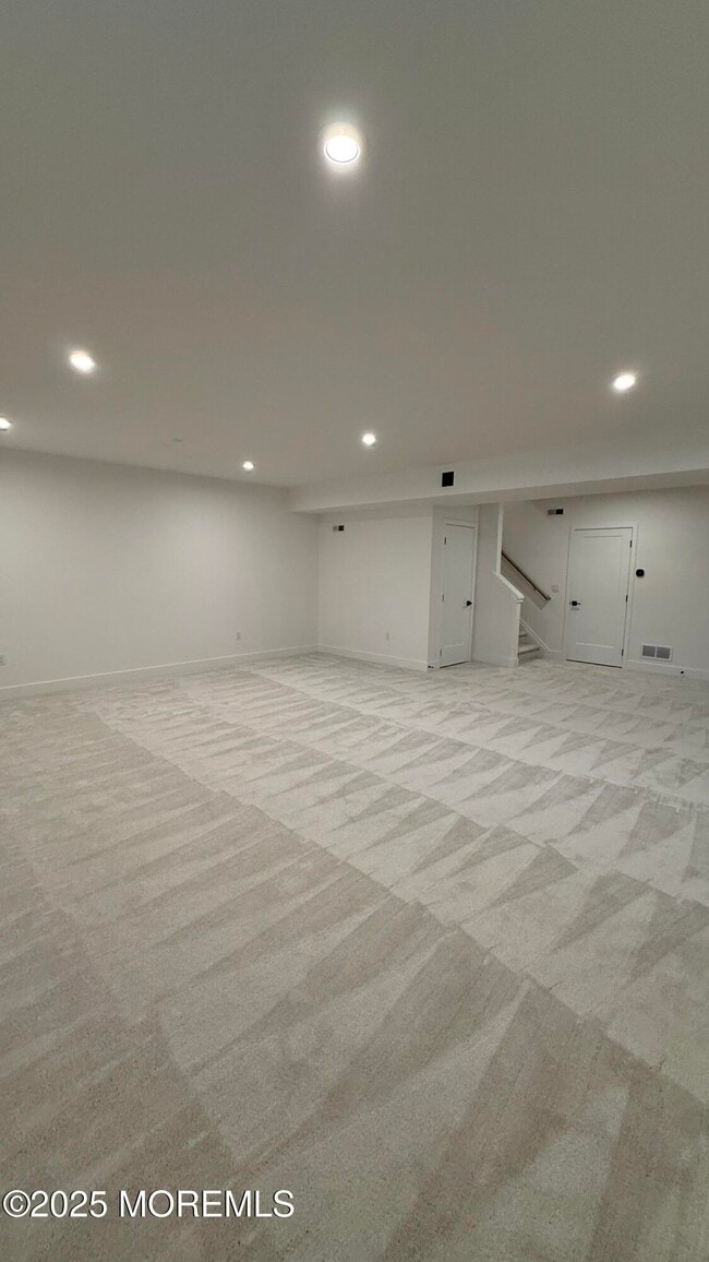 Building Photo - 97 Mustang Dr
