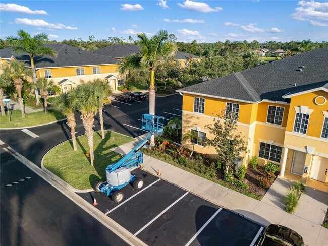Building Photo - 12993 Coyote Ln