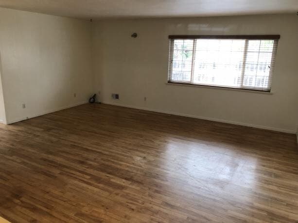 Building Photo - 537 Trouville Ave