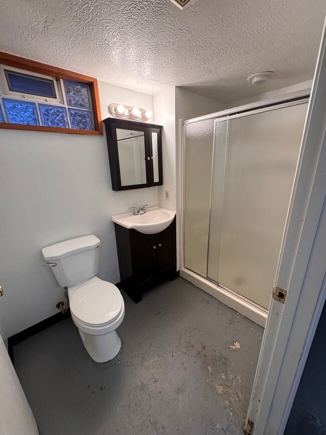 Building Photo - 311 Ventura Dr