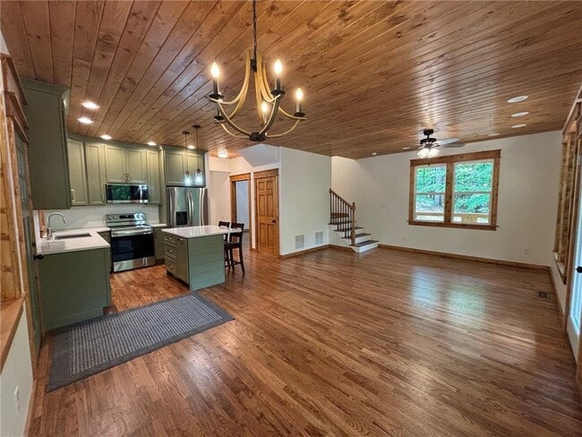 Building Photo - 4553 Buckhorn Cir