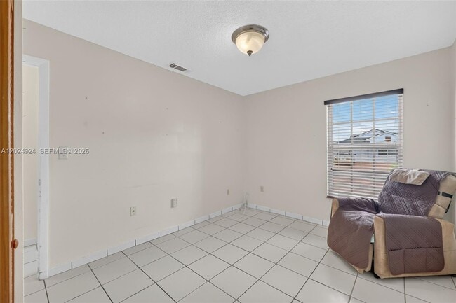 Building Photo - 13440 SW 28th St