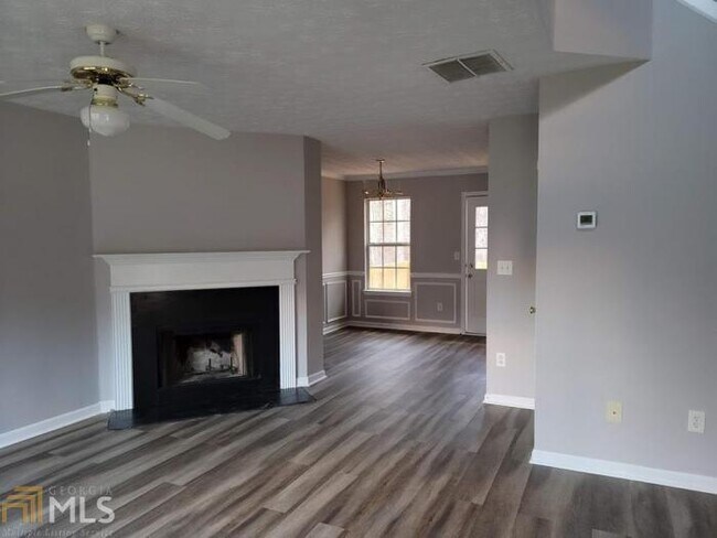 Primary Photo - 4 bedroom in Atlanta GA 30349