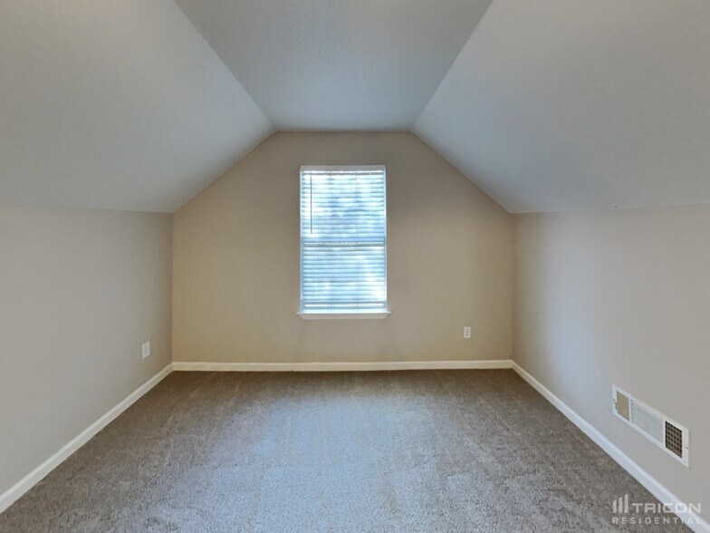 Building Photo - 4615 Derby Loop