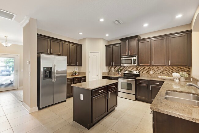 Building Photo - 7410 S Fitzgerald St