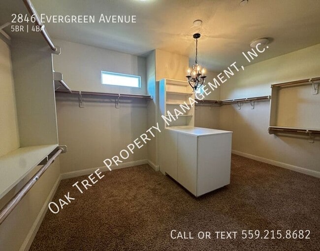 Building Photo - 2846 Evergreen Ave