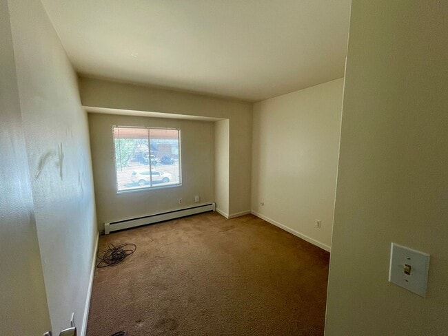 Building Photo - Beautiful Two-story, 3 Bed, 1.5 Bath Condo 1/2 Mile from CSU!