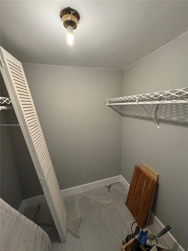 Building Photo - 3360 Spanish Moss Terrace