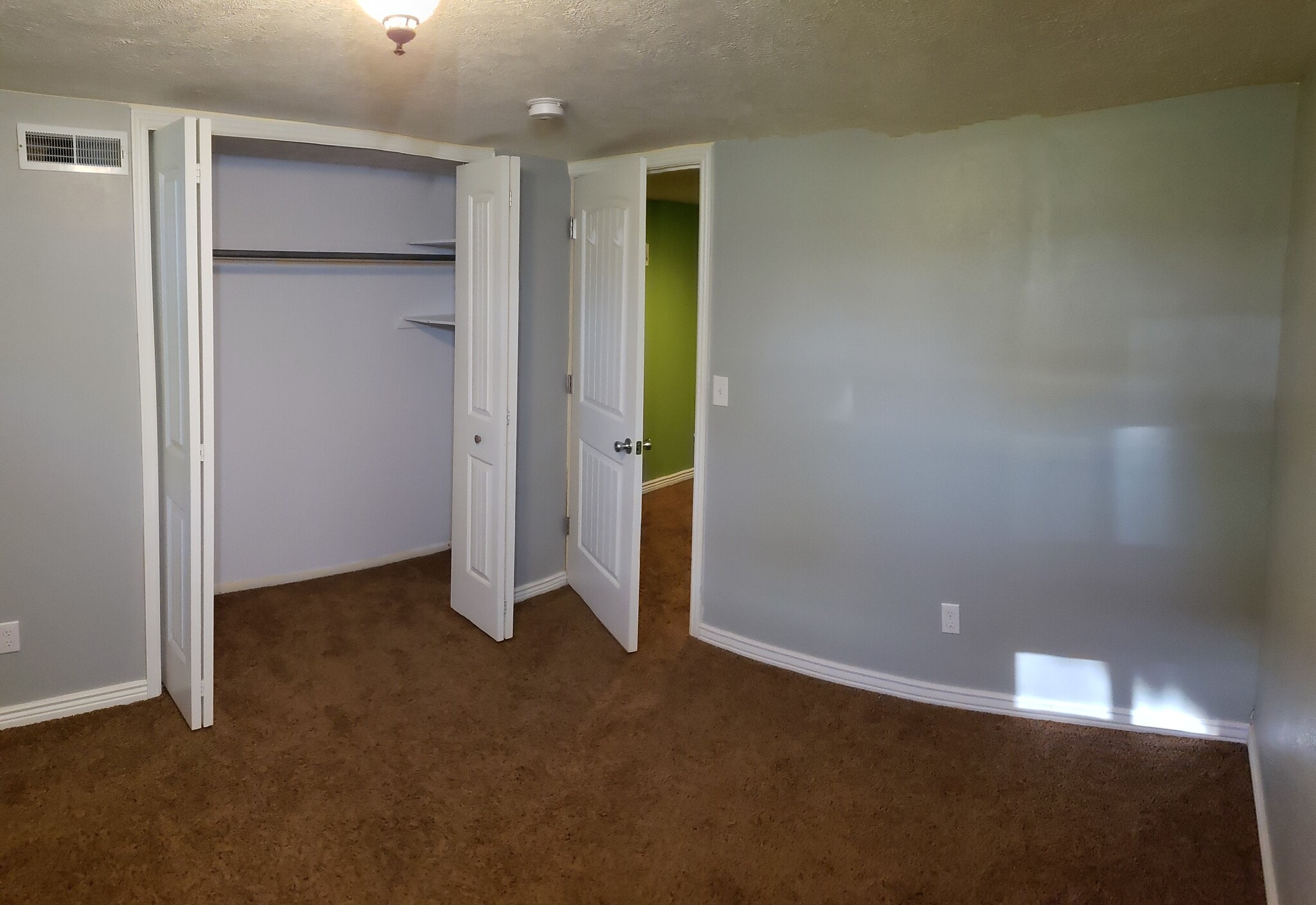 Bedroom - 1079 S Woodruff Ave