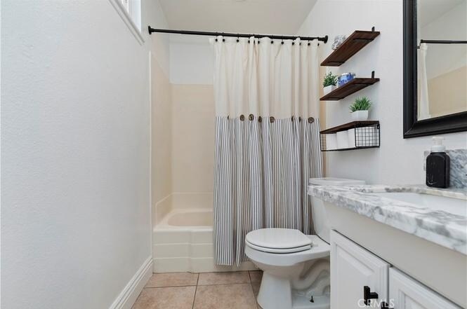 Building Photo - 1186 Willits Dr