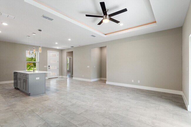 Building Photo - 2354 Littlefield Ln