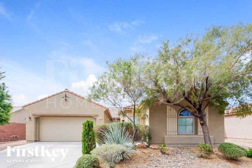 Building Photo - 5595 Criollo Dr