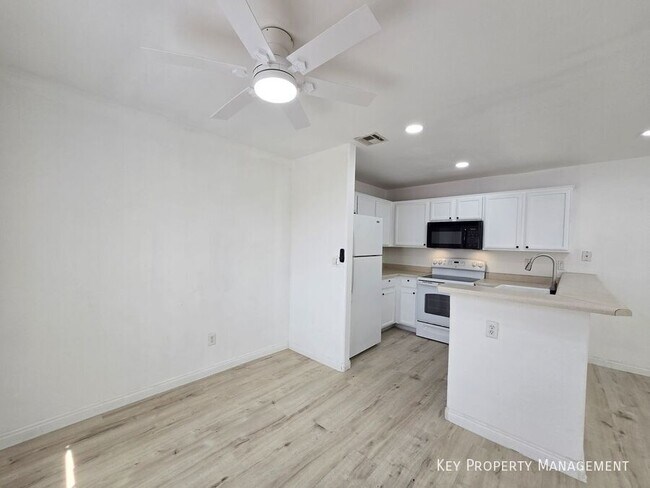 Building Photo - 2972 Juniper Hills Blvd