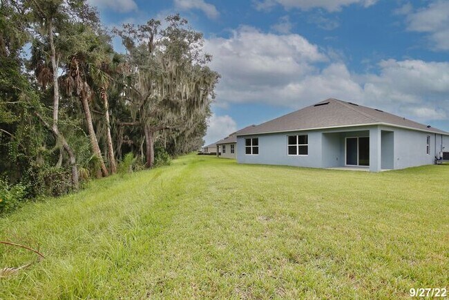 Building Photo - Modern 4/2 Home in Sanford with Open Concept Living and 2 Car Garage!
