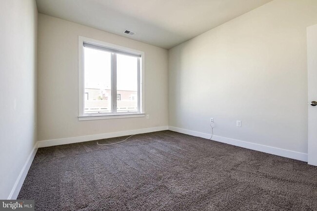 Building Photo - 1224 Main Line Blvd