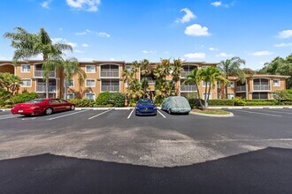 Building Photo - ANNUAL UNFURNISHED 2/2 IN NAPLES!!