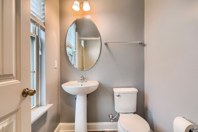 Building Photo - 4440 Lord Mario Ct