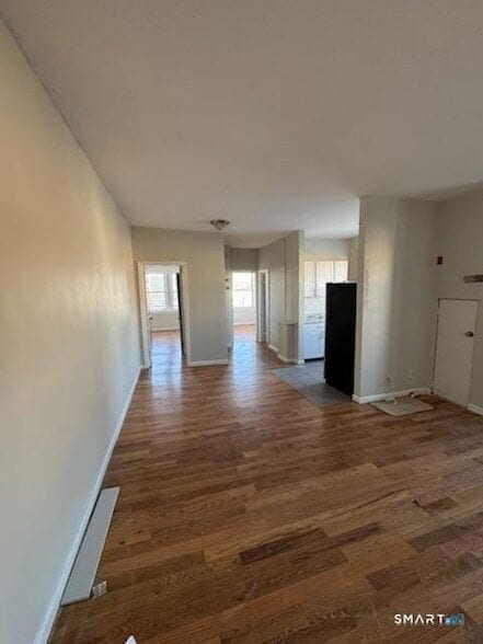 Building Photo - 335 Wells St