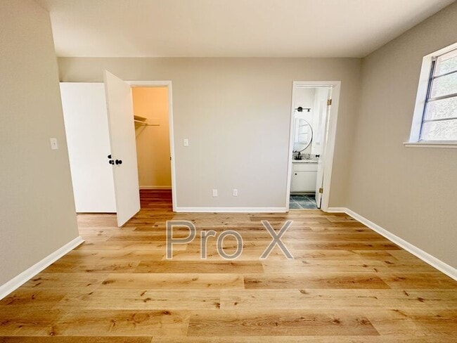 Building Photo - 2216 S Clover Dr