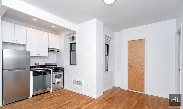 Building Photo - EAST 83 STREET